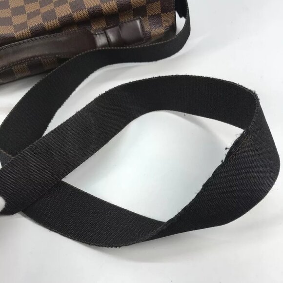 LOUIS VUITTON Damier Broadway Crossbody Messenger Bag - Picture 3 of 16